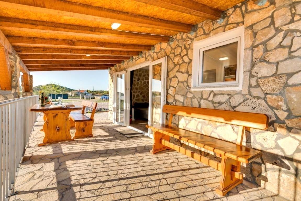 Holiday Home Juli With Jacuzzi Šibenik Exterior foto