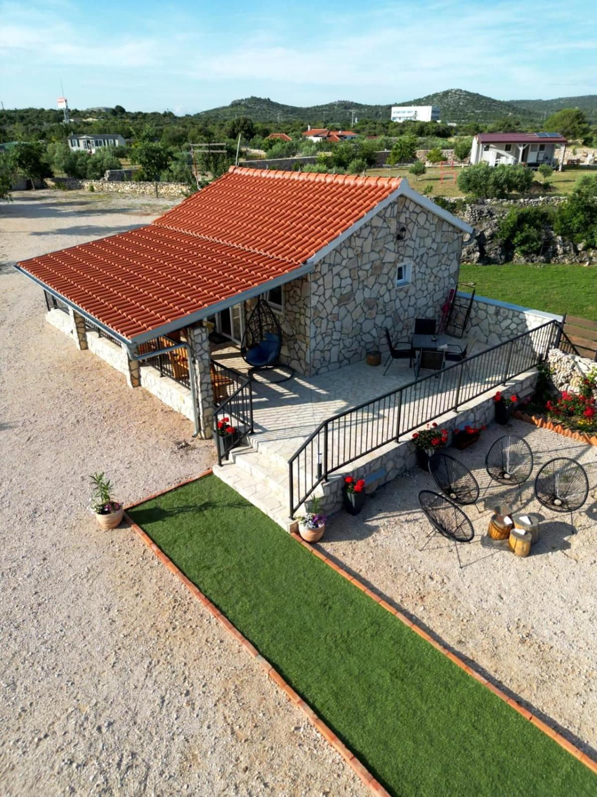 Holiday Home Juli With Jacuzzi Šibenik Exterior foto