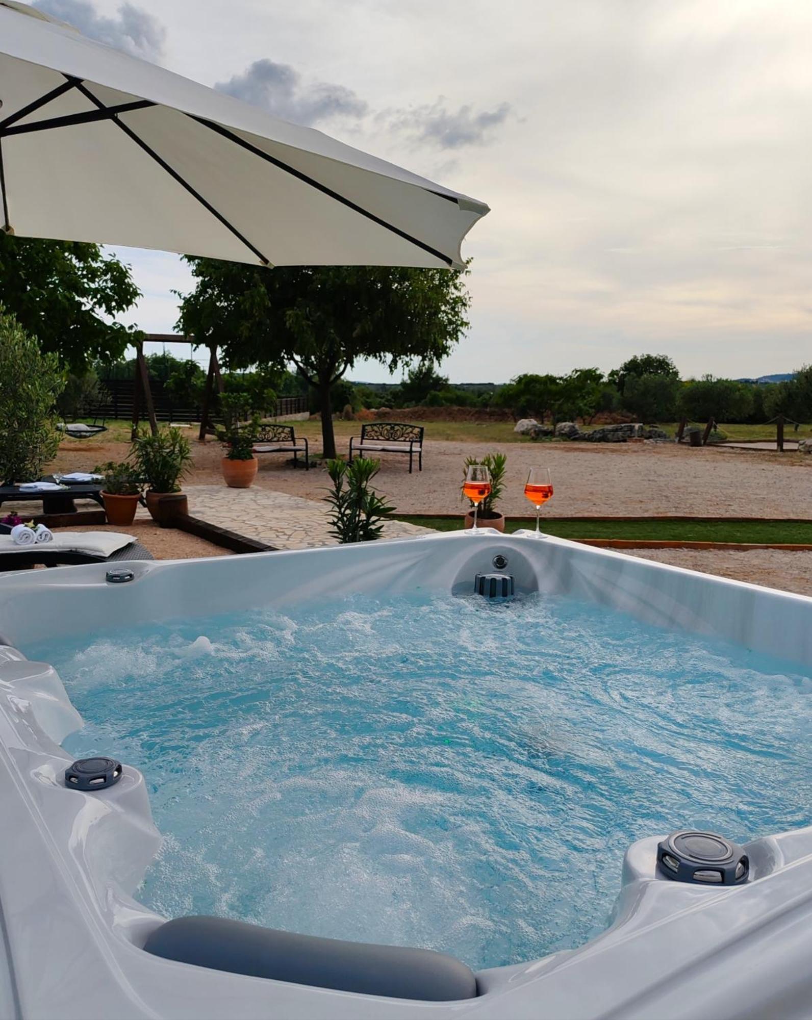 Holiday Home Juli With Jacuzzi Šibenik Exterior foto