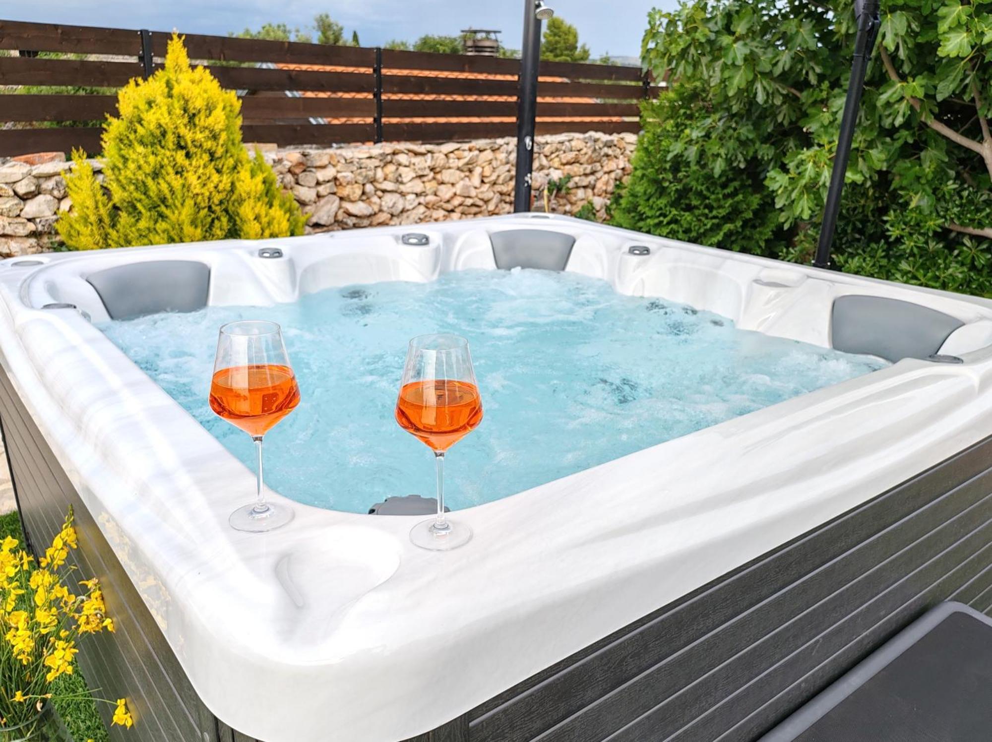 Holiday Home Juli With Jacuzzi Šibenik Exterior foto